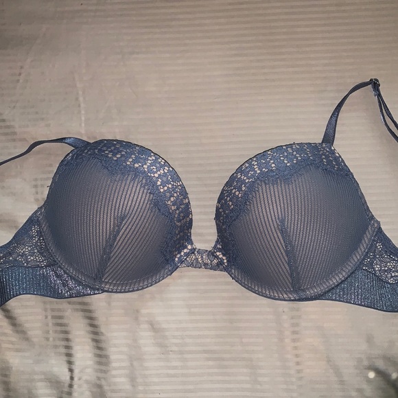 Victoria Secret Blue Bombshell Bra 34A - Picture 1 of 4